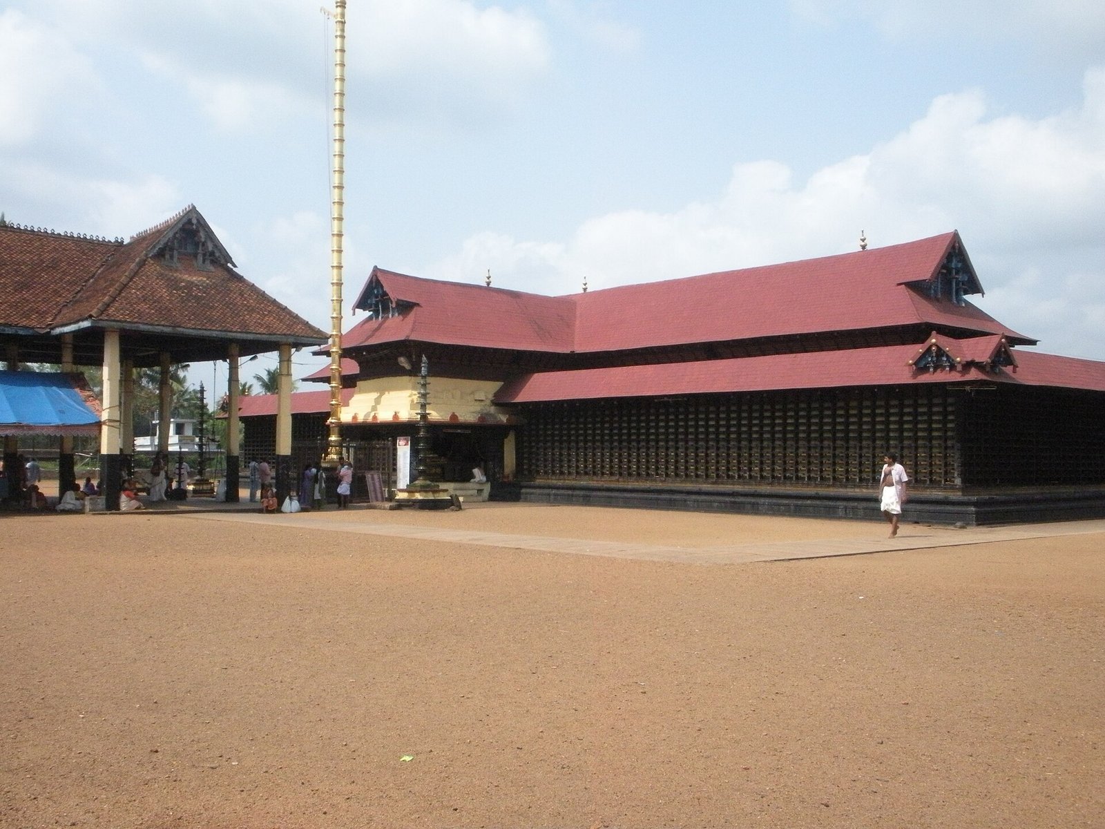 Aranmula Parthasarathy Temple, associated with Krishna and Arjuna. This photograph does not depict the Yaksha episode.